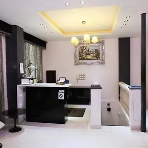 Otel De L'aveyron, Paris