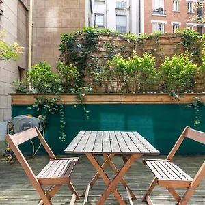 Sur Les Quais De Seine Appartement
